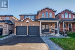 Real Estate Listing   31 ROZELL RD Toronto