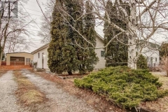 Real Estate Listing   1990 GUILD RD Pickering